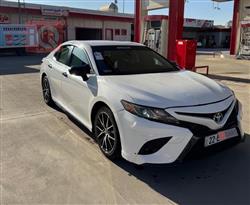 تۆیۆتا کامری